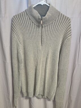 Calvin Klein Jeans Ribbed Half-Zip Sweater in Taupe. Size XL.